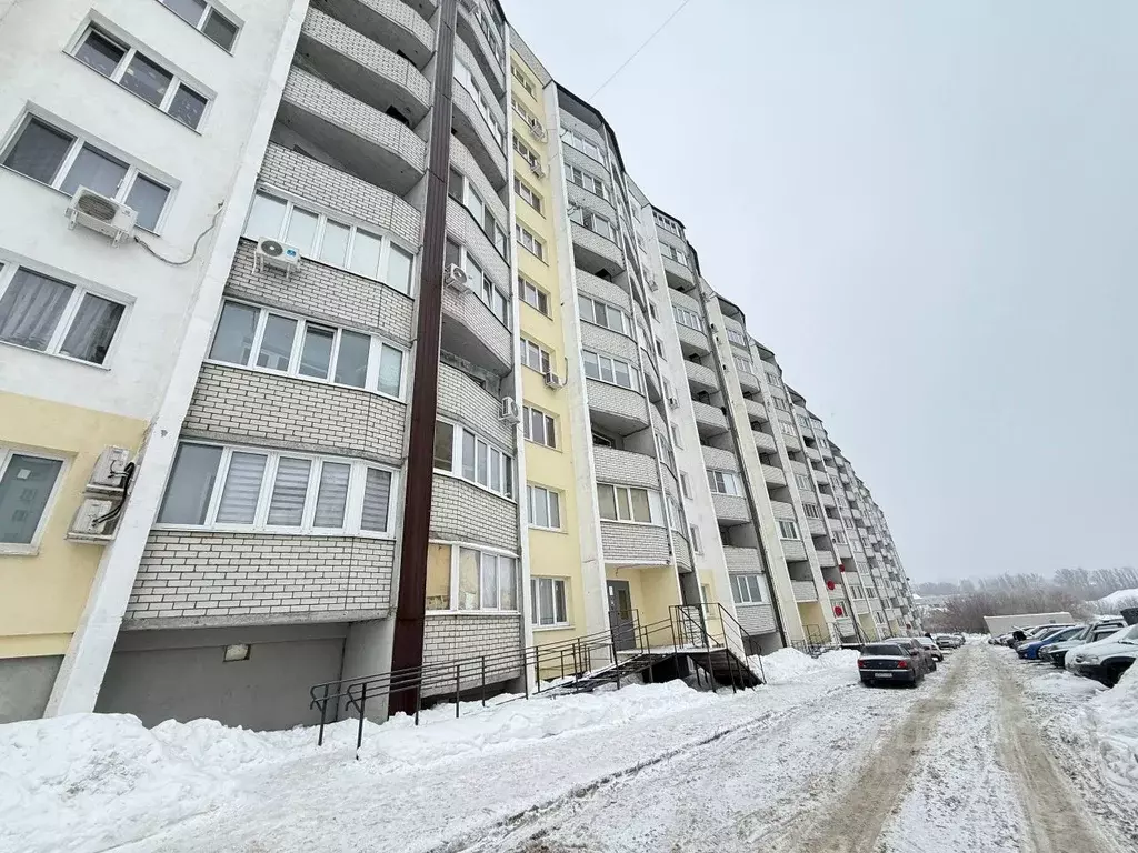 3-к кв. Саратовская область, Саратов проезд 2-й Азовский, 28 (81.8 м) - Фото 2