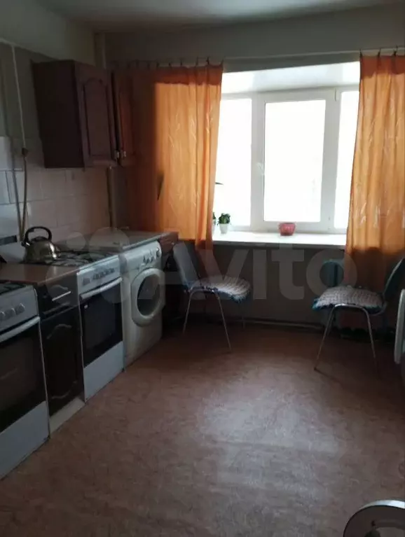 Комната 20 м в 6-к., 2/5 эт. - Фото 0