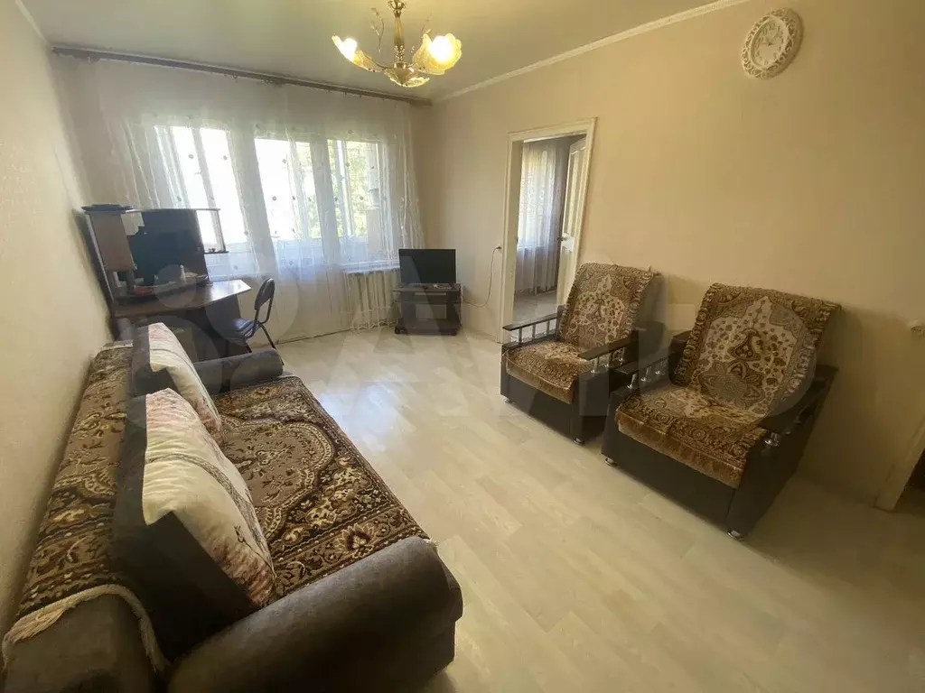 3-к. квартира, 47 м, 4/5 эт. - Фото 0