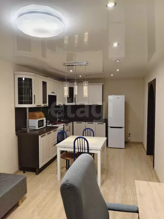 1-к кв. Кировская область, Киров ул. Пугачева, 31б (45.0 м) - Фото 2