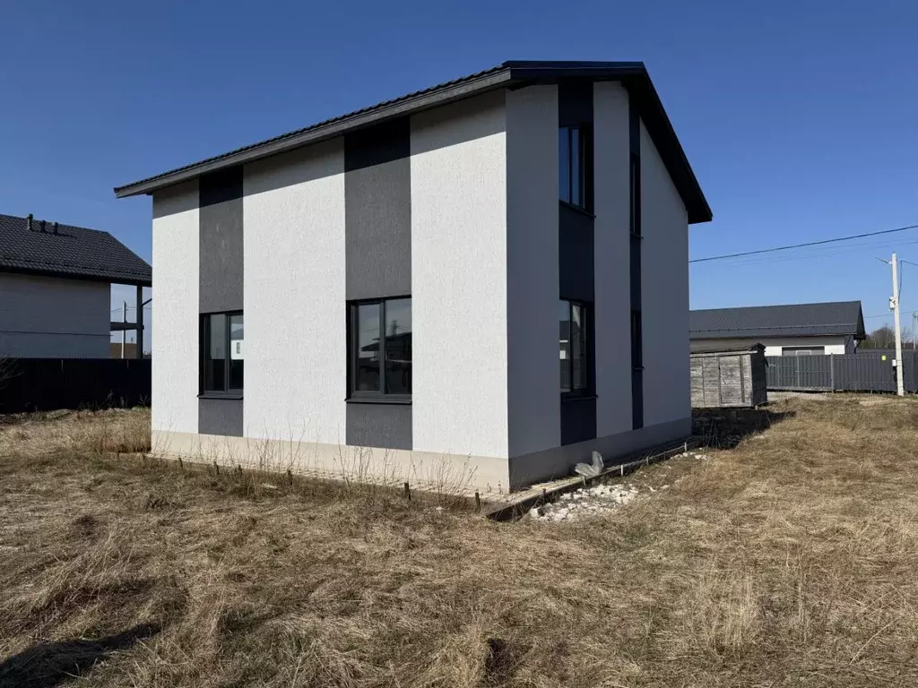 Дом в Ленинградская область, Гатчинский район, Тайцы городской ... - Фото 0