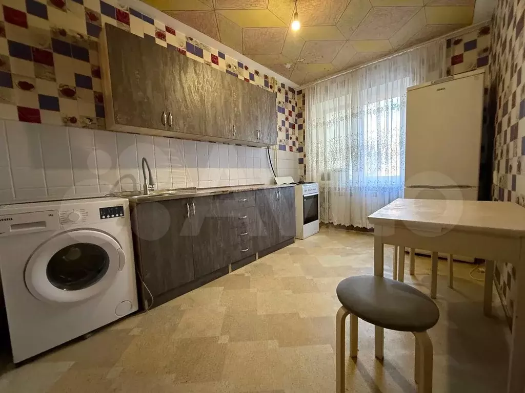 3-к. квартира, 56 м, 3/9 эт. - Фото 0