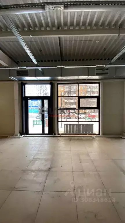 Торговая площадь в Ярославская область, Тутаев просп. 50-летия Победы, ... - Фото 1