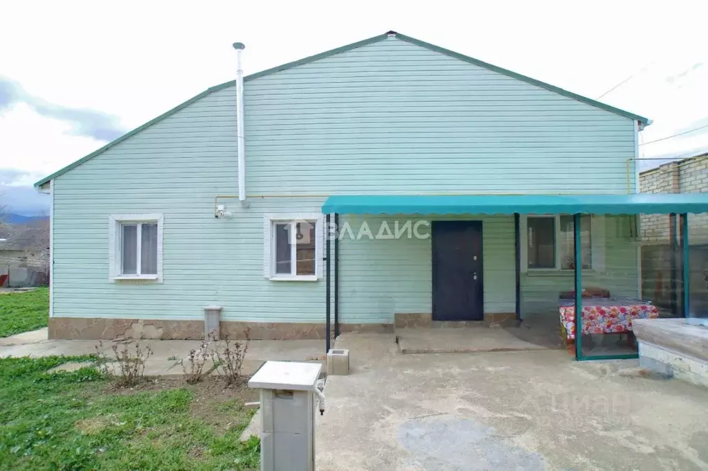 Дом в Крым, Бахчисарайский район, с. Голубинка ул. Дружбы (103 м) - Фото 1