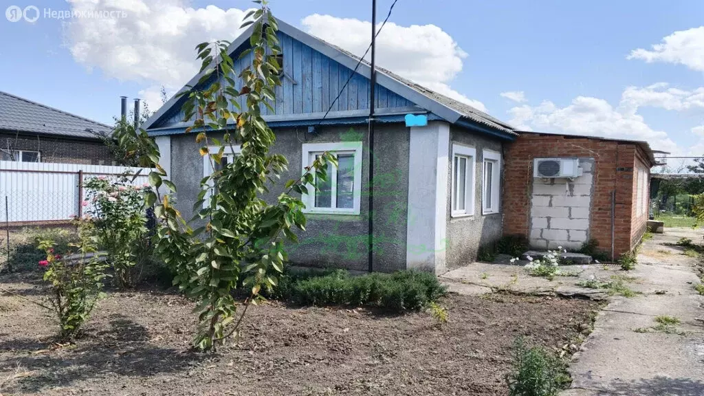 Дом в станица Калининская, Заливная улица (59 м) - Фото 1