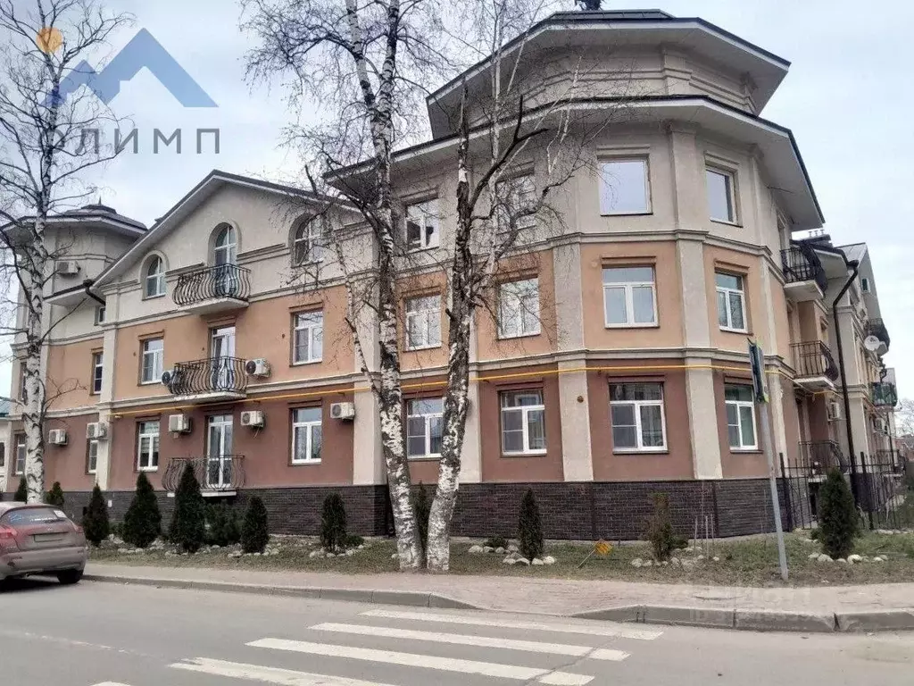 3-к кв. Вологодская область, Вологда ул. Варенцовой, 7 (117.0 м) - Фото 0