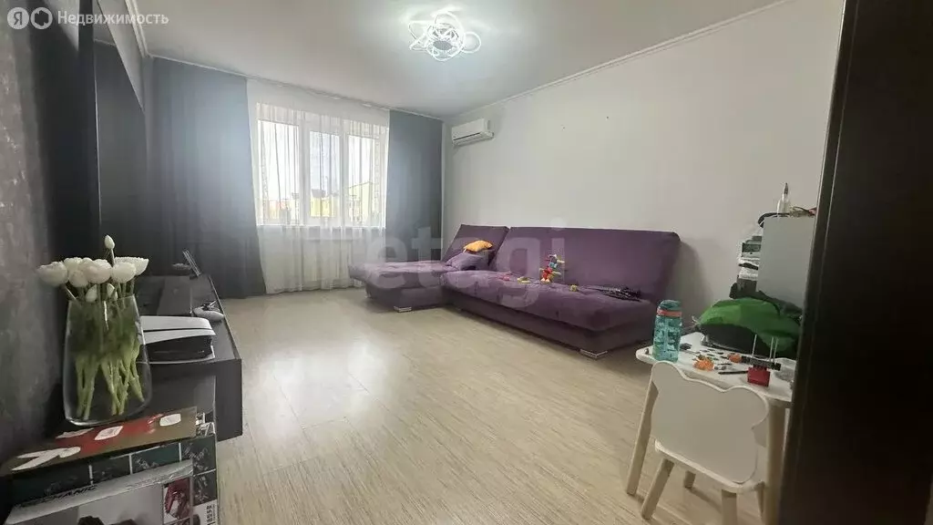 4-комнатная квартира: Салават, улица Бекетова, 10 (120.6 м) - Фото 1