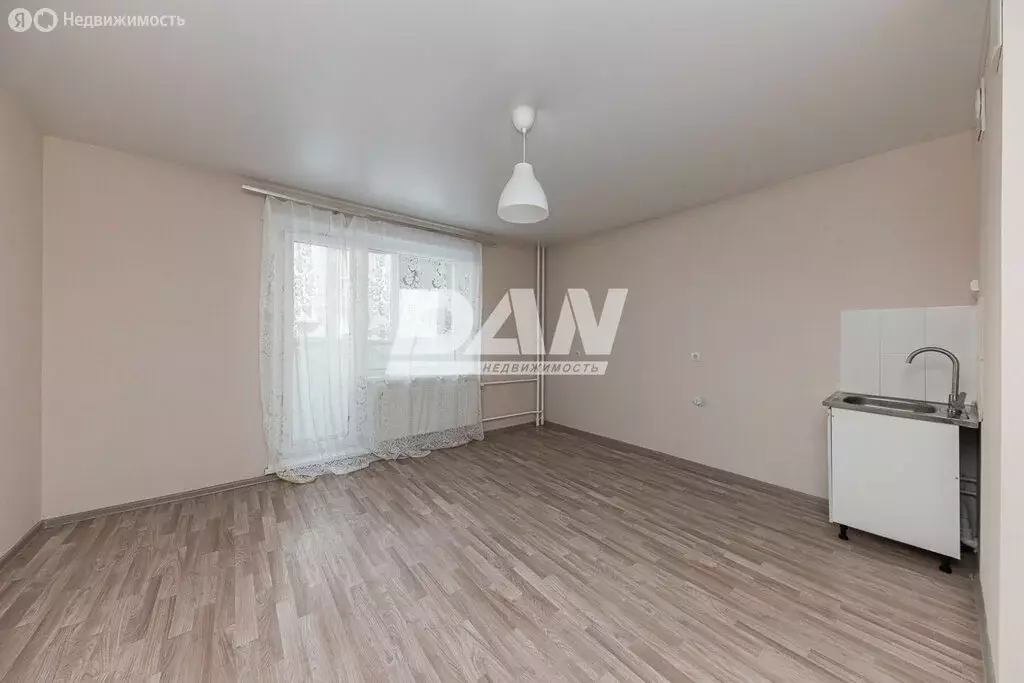 Квартира-студия: Челябинск, улица Петра Сумина, 5 (23.8 м) - Фото 2