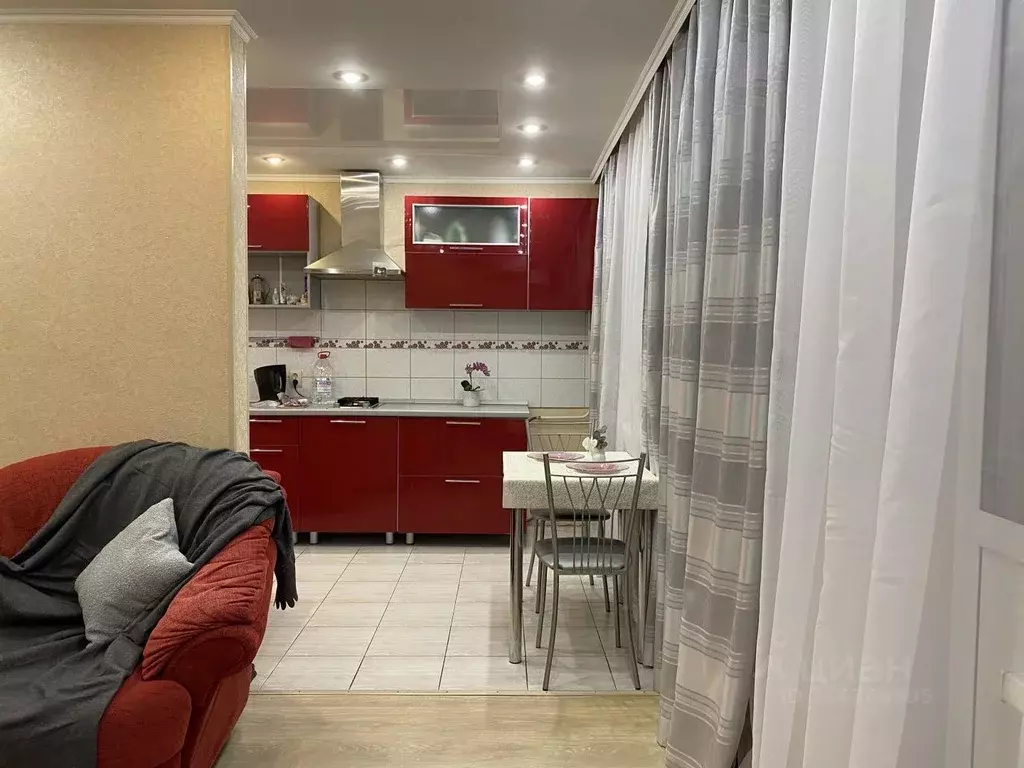 1-к кв. Саратовская область, Саратов Железнодорожная ул., 58а (40.0 м) - Фото 1