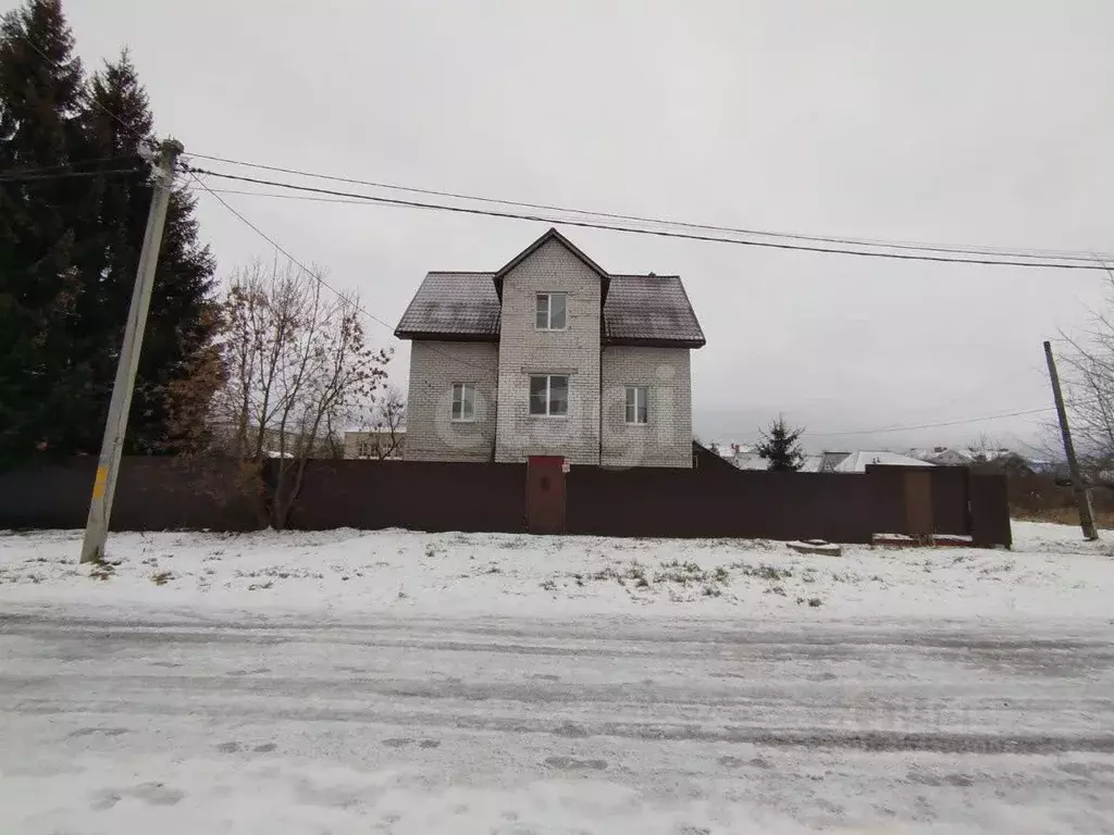 Дом в Ярославская область, Рыбинск Хасановская ул., 80 (165 м) - Фото 1