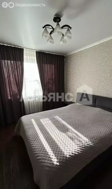 3-комнатная квартира: Волгодонск, улица Ленина, 65 (61 м) - Фото 1