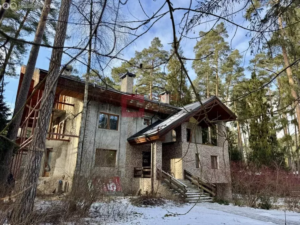 Дом в Одинцовский городской округ, посёлок Николина Гора (1000 м) - Фото 0