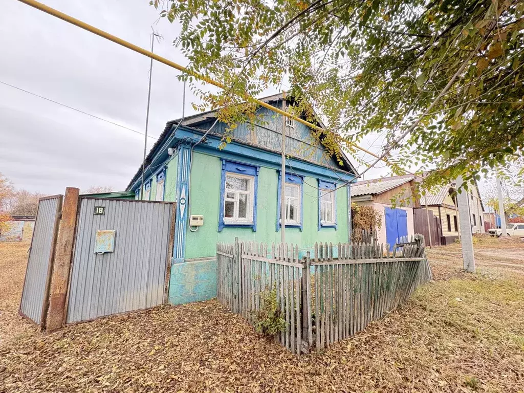 Дом в Оренбургская область, Соль-Илецк Первомайская ул. (89 м) - Фото 1