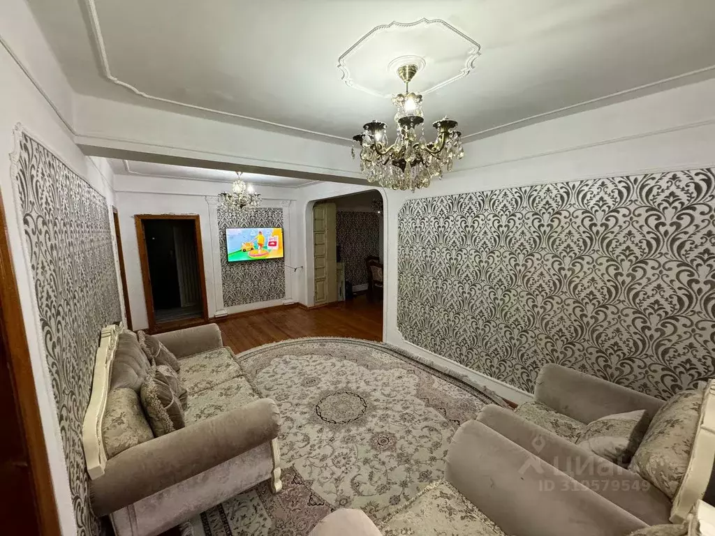 3-к кв. Дагестан, Махачкала ул. Каримова, 8 (85.0 м) - Фото 0