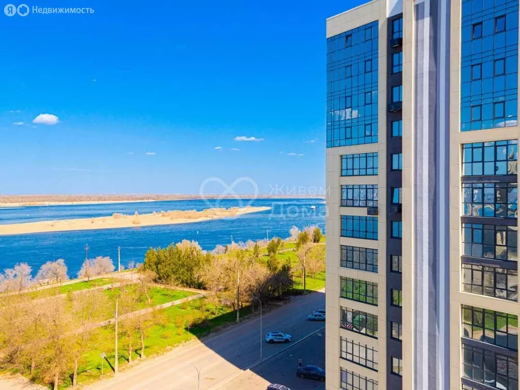 3-комнатная квартира: Волгоград, улица 50 лет Октября, 36 (90.05 м) - Фото 1