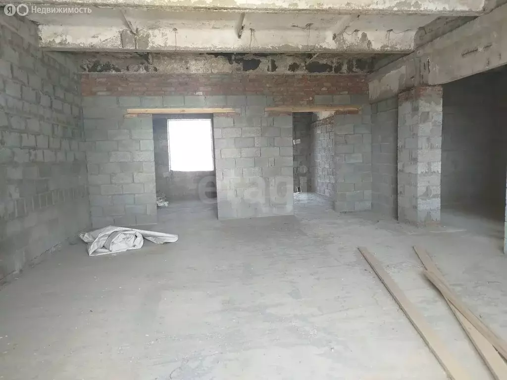 Дом в село Уйское, Российская улица (155.6 м) - Фото 1