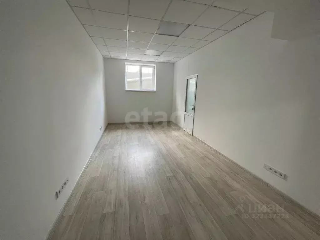 Офис в Крым, Симферополь ул. Генерала Родионова (18 м) - Фото 1