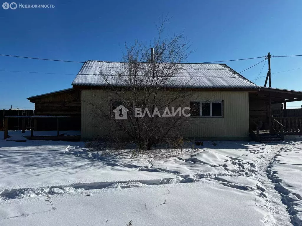 Дом в Иволгинский район, муниципальное образование Гурульбинское, село ... - Фото 1