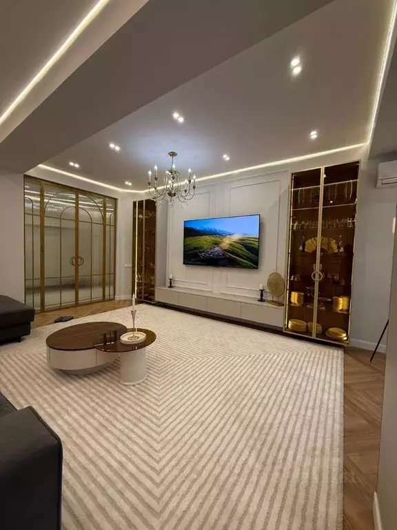 2-к кв. Москва Славянская пл., 2/5с1 (84.3 м) - Фото 1