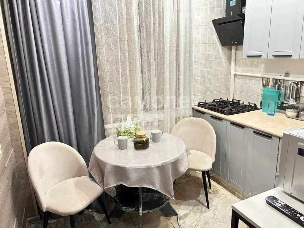 2-к кв. Астраханская область, Астрахань ул. Набережная Казачьего ... - Фото 2