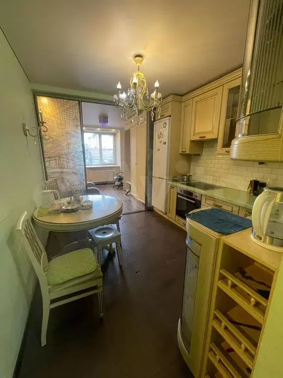 1-к. квартира, 47 м, 1/4 эт. - Фото 0