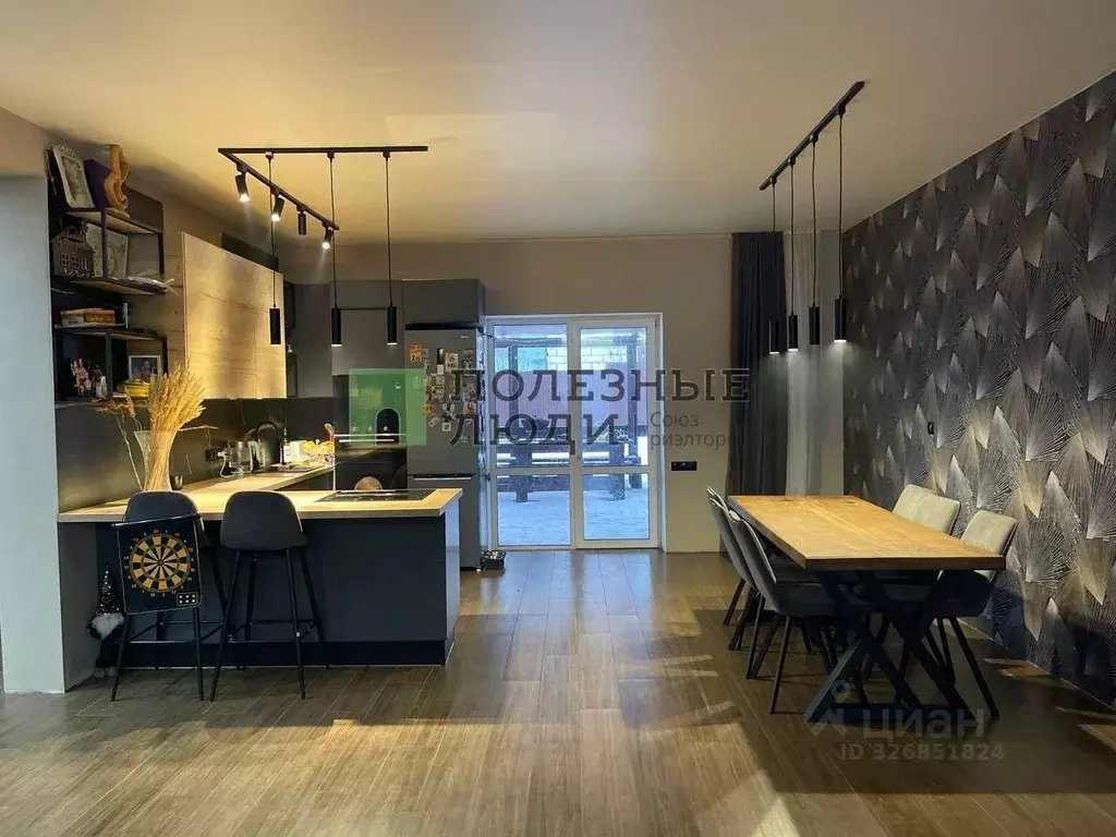 Дом в Тульская область, Тула городской округ, с. Архангельское ул. ... - Фото 1