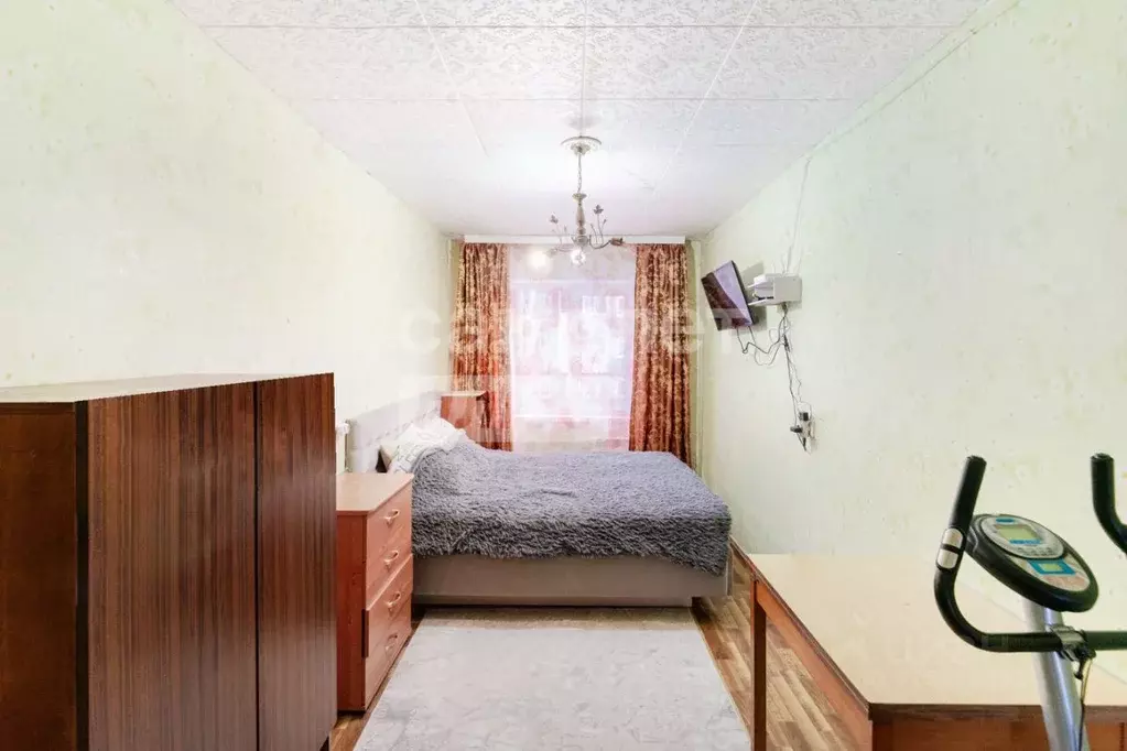 2-к кв. Омская область, Омск ул. 75-й Гвардейской Бригады, 10А (45.2 ... - Фото 0