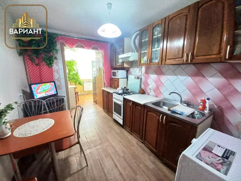 3-к кв. Саратовская область, Балашов ул. Горохова, 19/90 (78.9 м) - Фото 0
