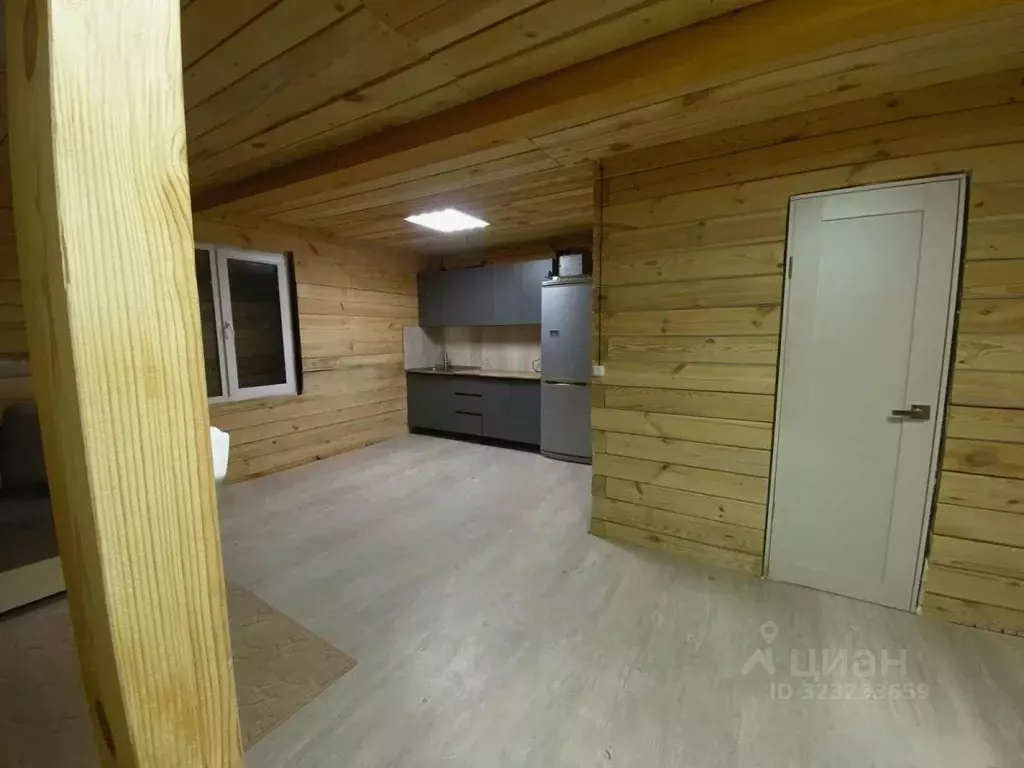 Дом в Томская область, Кожевниковский район, с. Киреевск  (73 м) - Фото 1