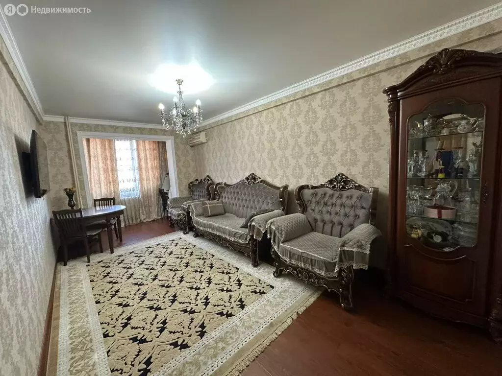 1-комнатная квартира: Махачкала, улица Братьев Нурбагандовых, 12 (40 ... - Фото 0