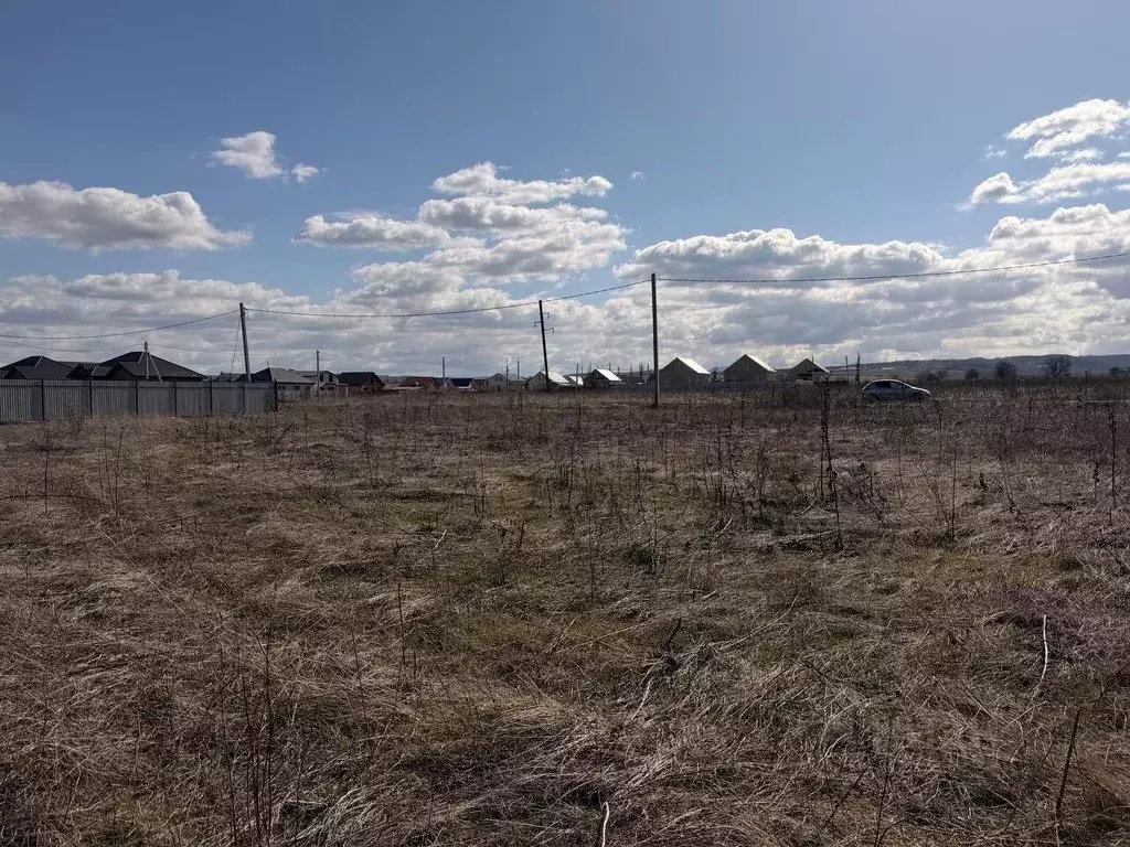 Участок в Краснодарский край, Северский район, Ильское городское ... - Фото 1