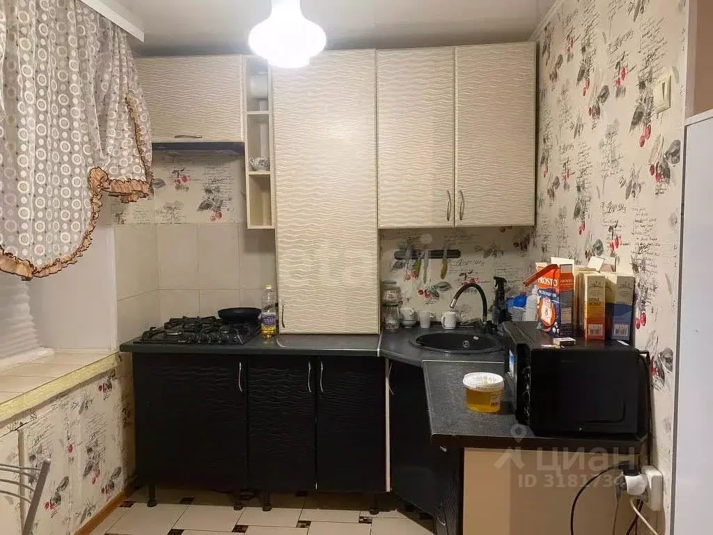 2-к кв. Татарстан, Казань Товарищеская ул., 33 (40.0 м) - Фото 0