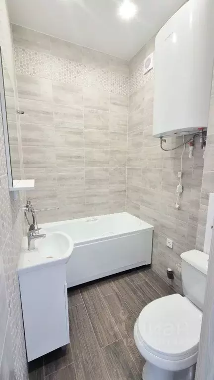 Студия Хабаровский край, Хабаровск Моряков-Амурцев кв-л, 35Б/1 (27.4 ... - Фото 1