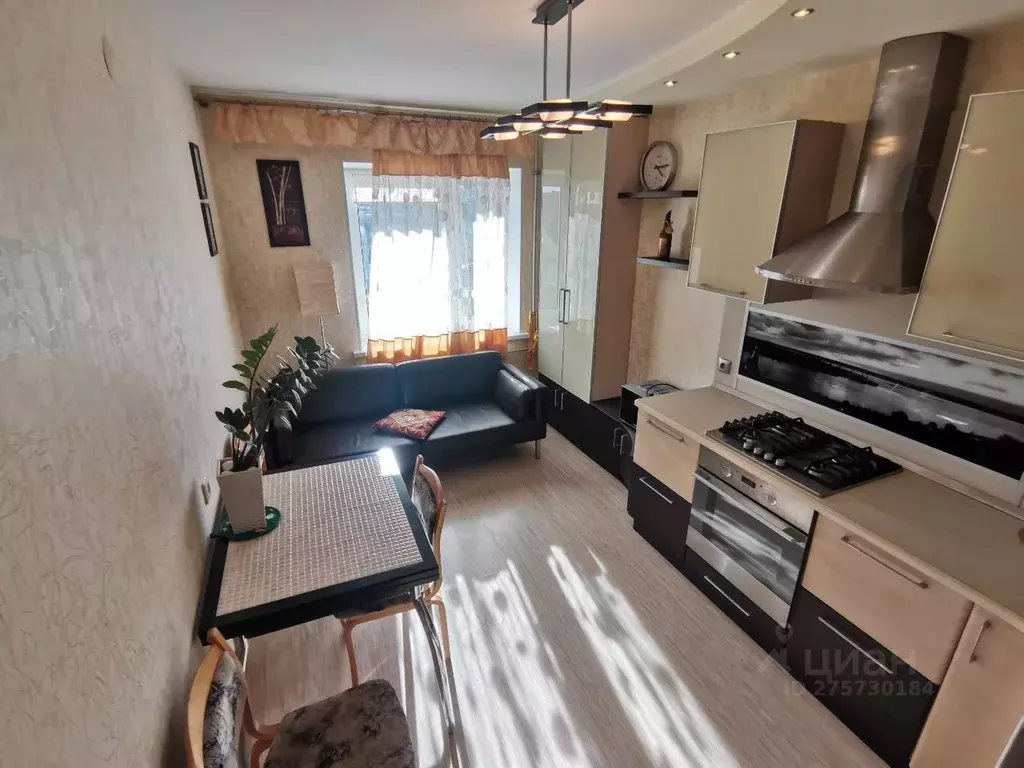 2-к кв. Нижегородская область, Нижний Новгород Ошарская ул., 96А (64.0 ... - Фото 1