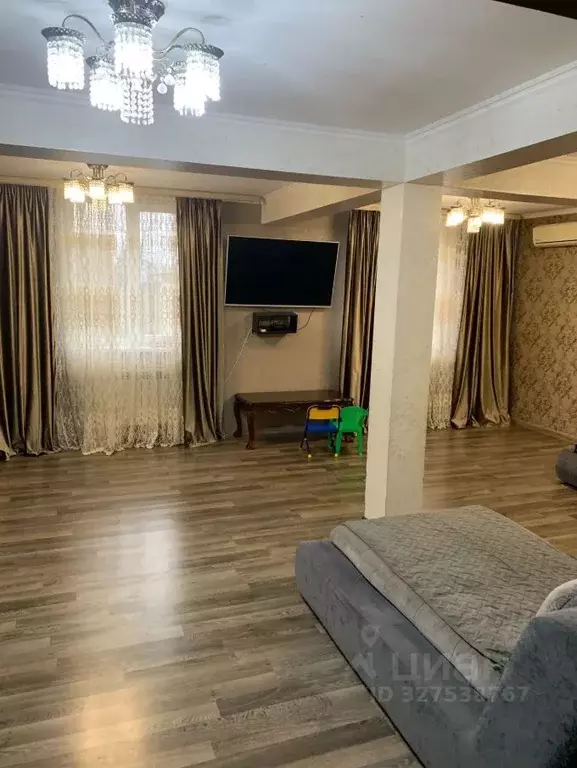 Дом в Краснодарский край, Сочи Суздальская ул., 13 (209 м) - Фото 1