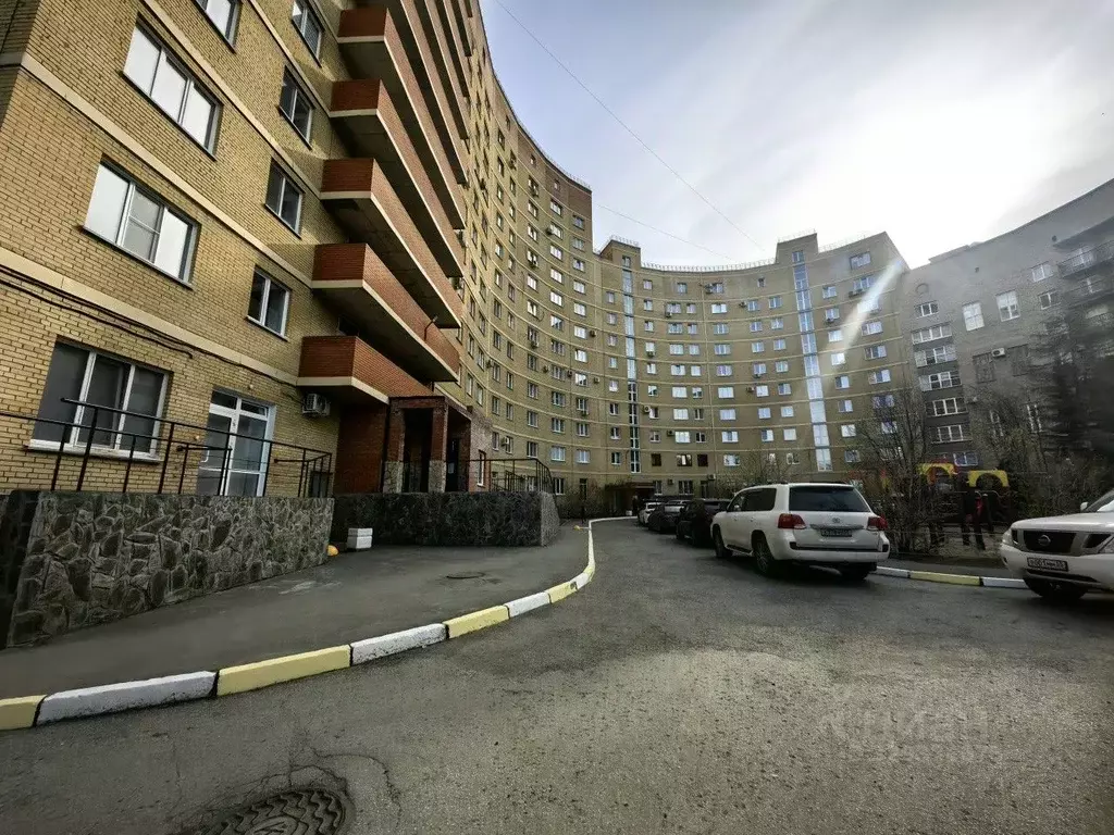 4-к кв. Омская область, Омск просп. Комарова, 22к1 (110.0 м) - Фото 1