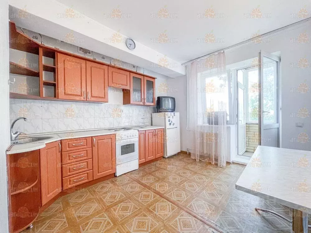 2-к кв. Ставропольский край, Ставрополь ул. Ленина, 328а (65.0 м) - Фото 0