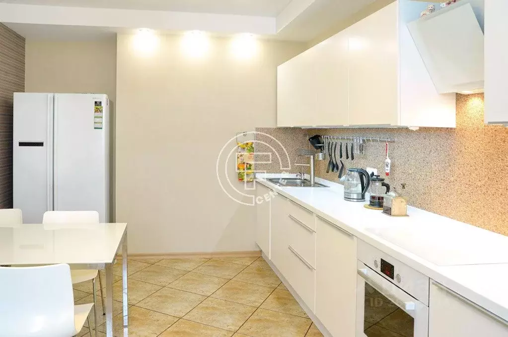 2-к кв. Свердловская область, Екатеринбург ул. Шейнкмана, 90 (81.4 м) - Фото 2