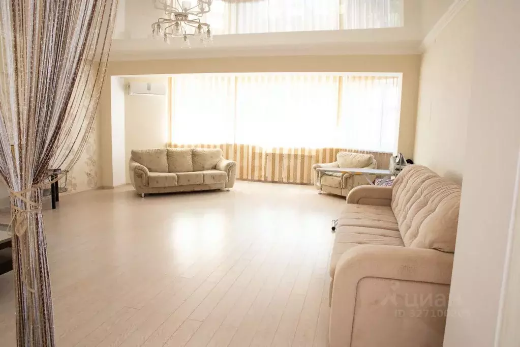 2-к кв. Краснодарский край, Анапа Владимирская ул., 146к1 (112.4 м) - Фото 1