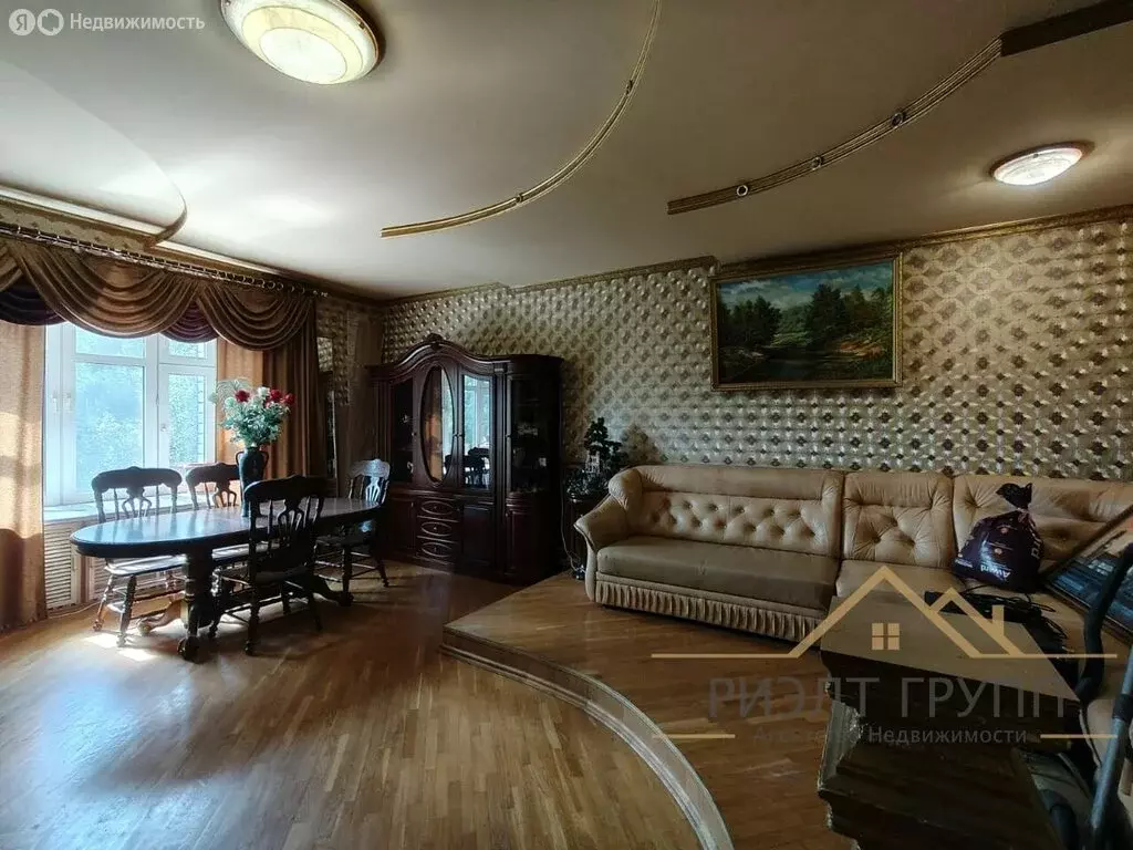4-комнатная квартира: Казань, улица Исмаила Гаспринского, 29 (158 м) - Фото 1