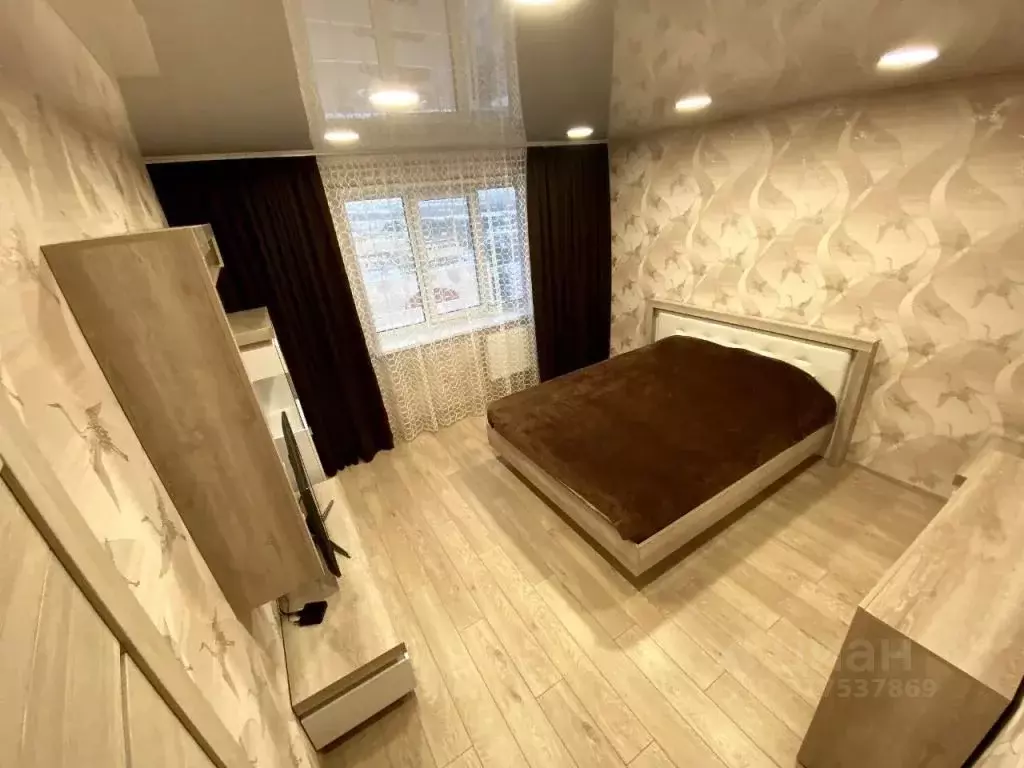 1-к кв. Удмуртия, Ижевск ул. Михаила Петрова, 49 (40.0 м) - Фото 0