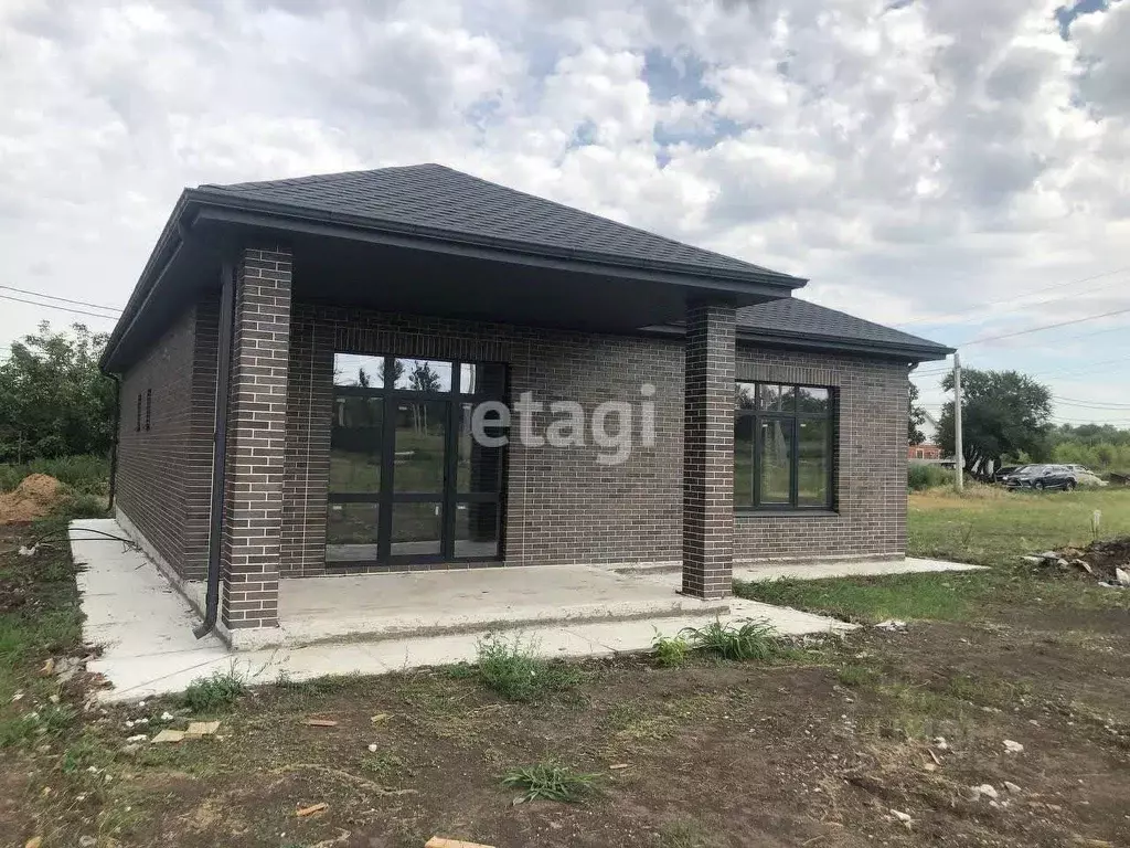 Дом в Ростовская область, Аксайский район, Большелогское с/пос, пос. ... - Фото 1