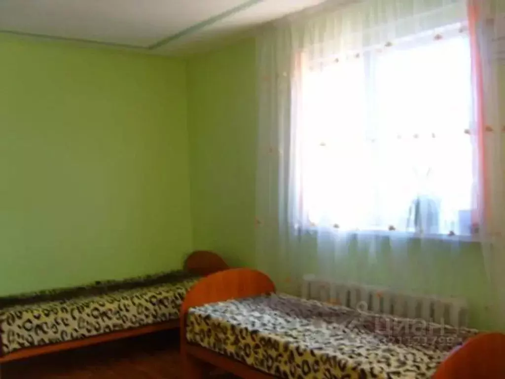 Комната Оренбургская область, Соль-Илецк ул. Степана Разина, 6 - Фото 2