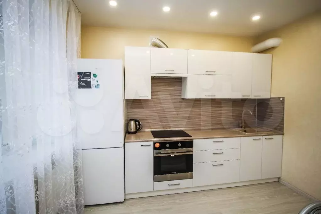 1-к. квартира, 40 м, 8/9 эт. - Фото 1