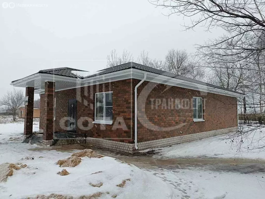 Дом в село Новая Усмань, Белгородская улица (130 м) - Фото 1