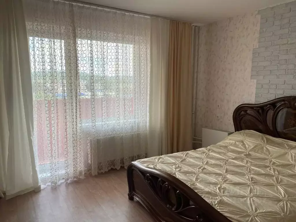 1-к кв. Челябинская область, Сатка ул. Металлургов, 27 (41.0 м) - Фото 0