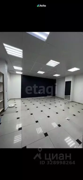 Офис в Ямало-Ненецкий АО, Салехард ул. Республики, 75 (34 м) - Фото 1