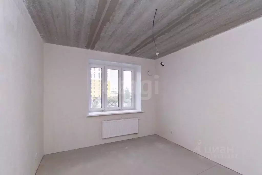 2-к кв. Тюменская область, Тюмень ул. Республики, 204к6 (66.1 м) - Фото 0
