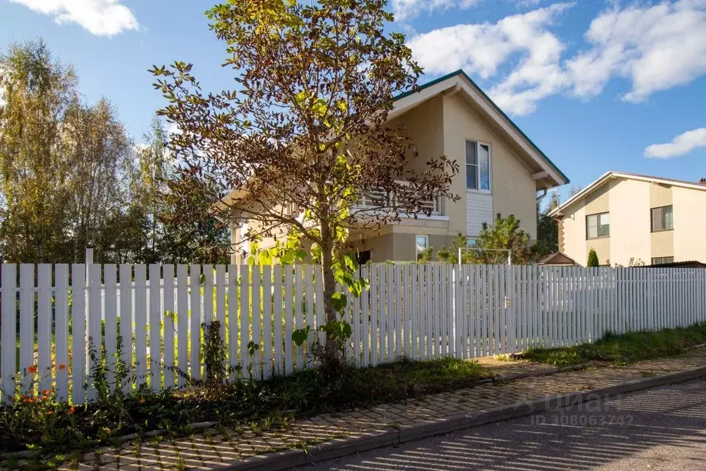 Дом в Ленинградская область, Всеволожский район, Рахьинское городское ... - Фото 1