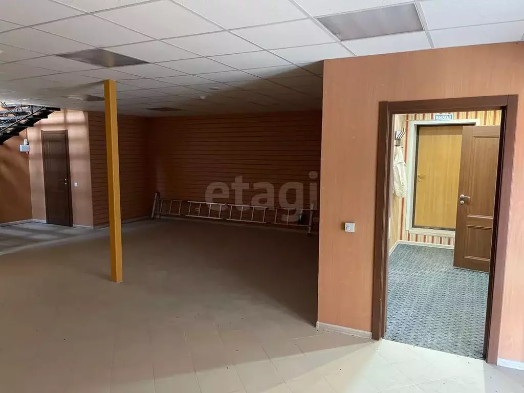 Торговая площадь в Свердловская область, Тугулым пгт ул. Федюнинского, ... - Фото 1